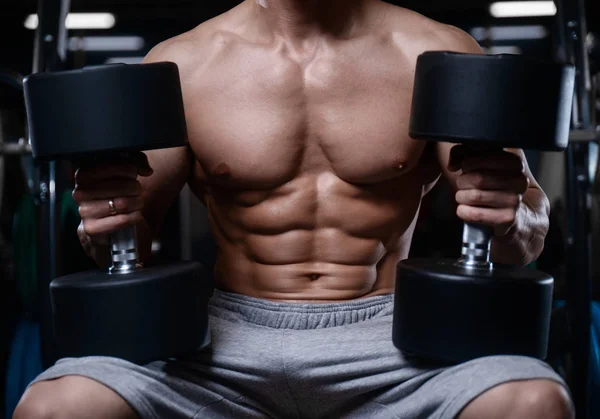 Рельефная мускулатура — результат комбинированного курса на сушке